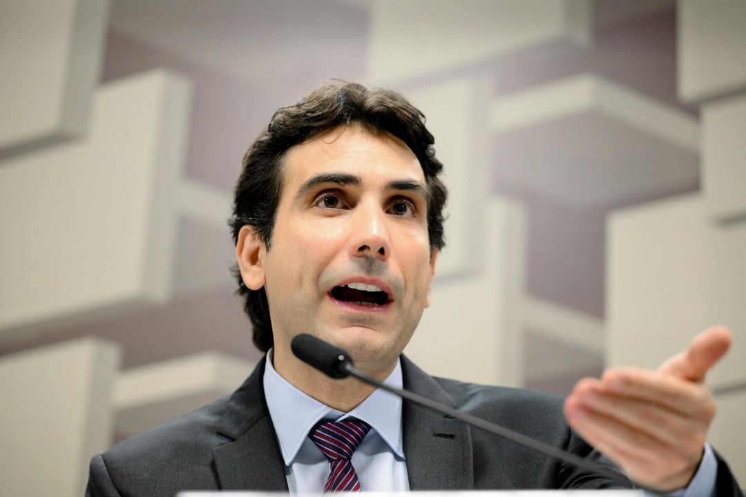 Com resgate pendente, Galípolo recebe presidente do BRB