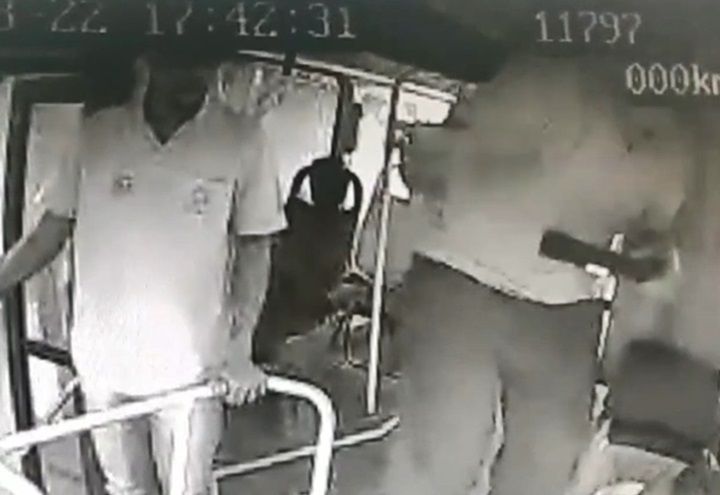 "Gangue do Módulo" aterroriza transporte público na Grande SP com roubo de peças de ônibus 