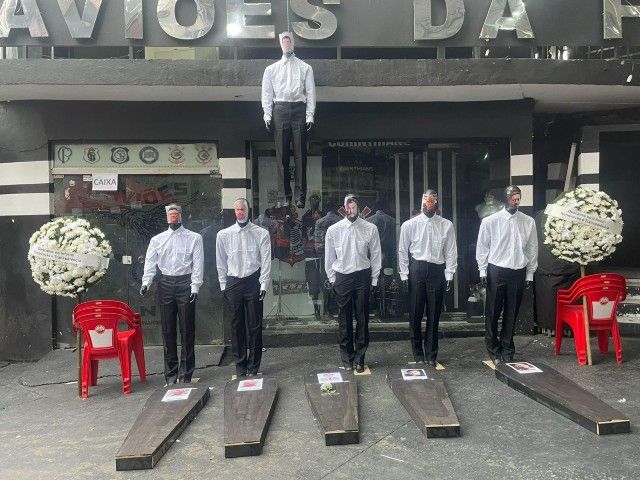 Ex-presidentes do Corinthians são alvo de protesto | Reprodução