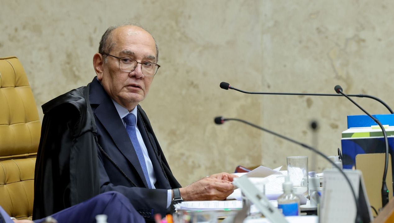 Gilmar retira sigilo de decisão sobre “rachadinha” 