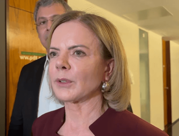A ministra de Relações Institucionais, Gleisi Hoffmann | Reprodução/SBT News