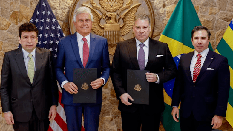 O governador de Goiás, Ronaldo Caiado, durante a assinatura do memorando com governo dos EUA | Reprodução