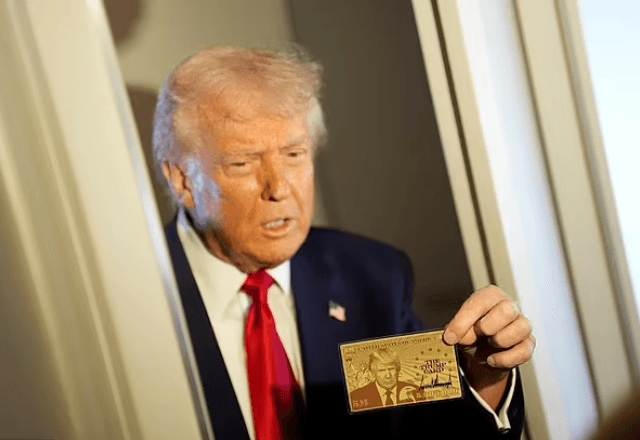 Donald Trump revela que foi o primeiro comprador do visto | Reprodução Reuters