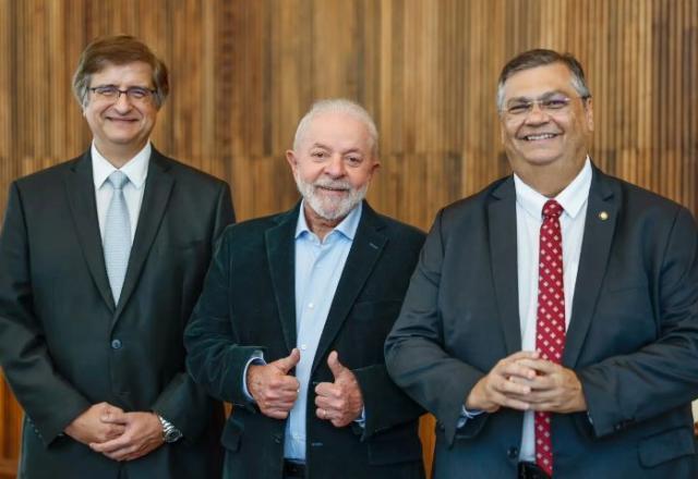 gonet dino e lula