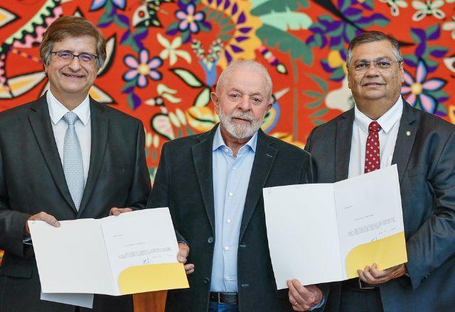 gonet, lula e dino