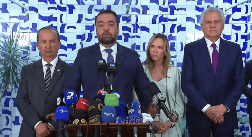 Da esquerda para direita, os governadores Jorginho Mello (SC), Cláudio Castro (RJ) e Ronaldo Caiado (GO), e a vice-governadora Celina Leão (DF) | Reprodução/Youtube @camaradosdeputadosoficial