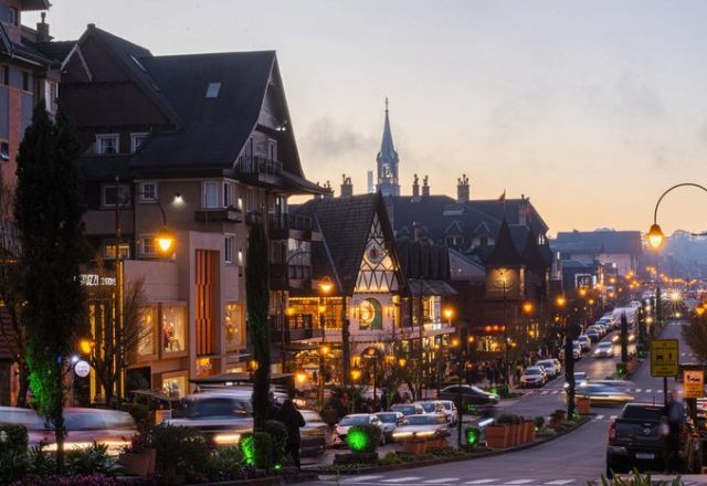 Frio na Serra Gaúcha: Gramado se prepara para alta temporada de inverno após enchentes