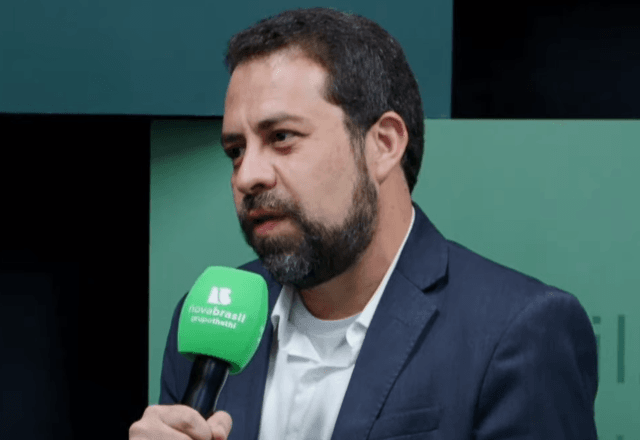Guilherme Boulos foi o primeiro pré-candidato a participar de sabatina promovida por SBT News e Novabrasil | Reprodução
