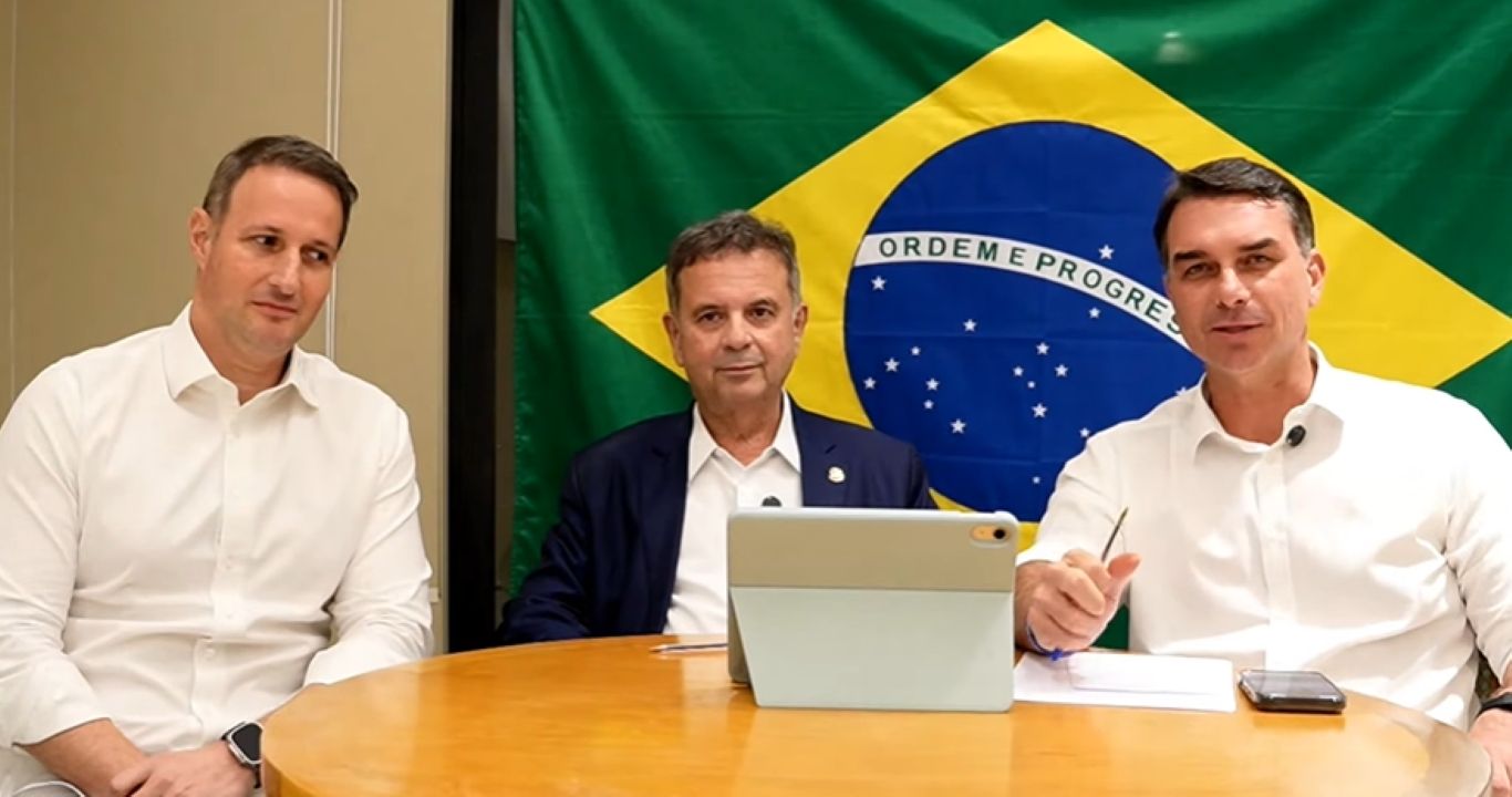 Flávio atribui falta de alianças aos “caciques” do Centrão