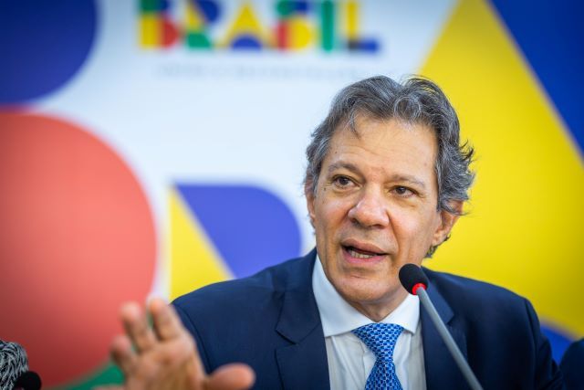 O ministro Fernando Haddad durante entrevista (Diogo Zacarias/MF)