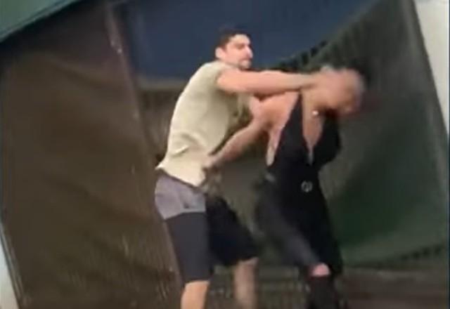 homem agredindo a mulher