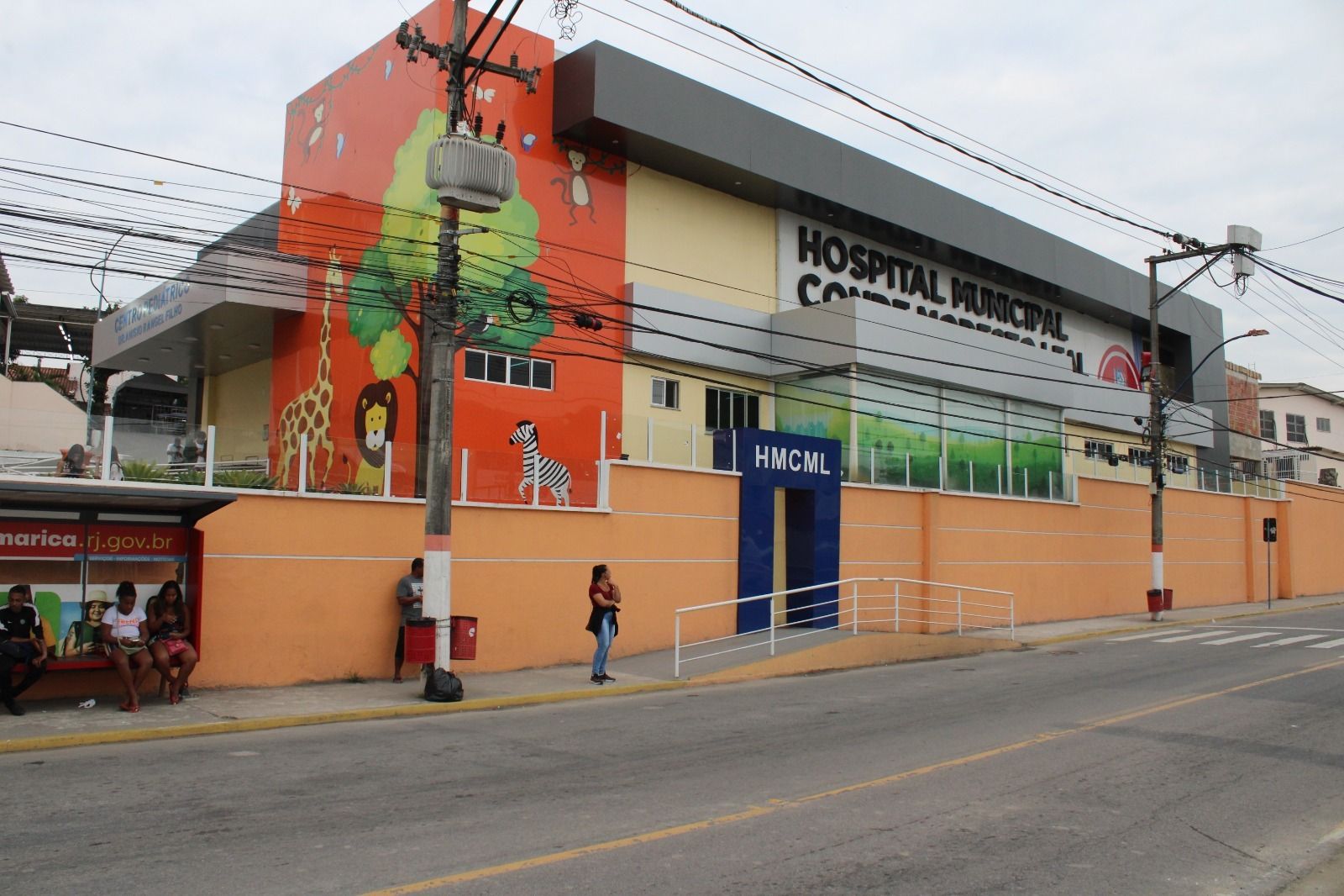 Médico foi encontrado desacordado no banheiro do Hospital Conde Modesto Leal | Divulgação/Prefeitura de Maricá