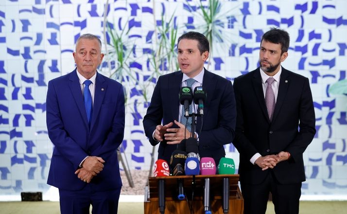 O presidente da Câmara, Hugo Motta, em declarações a jornalistas | Marina Ramos/Camara dos Deputados