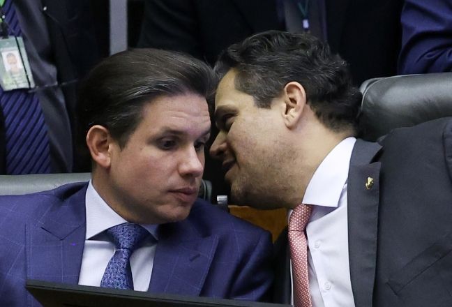 O presidente da Câmara, Hugo Motta (à esquerda), e o presidente do Senado (Davi Alcolumbre (à direita) | Lula Marques/Agência Brasil