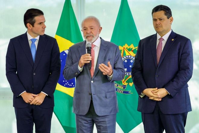 Os presidentes Hugo Motta (Câmara), Lula (República) e Davi Alcolumbre (Senado) | Fabio Rodrigues-Pozzebom/Agência Brasil