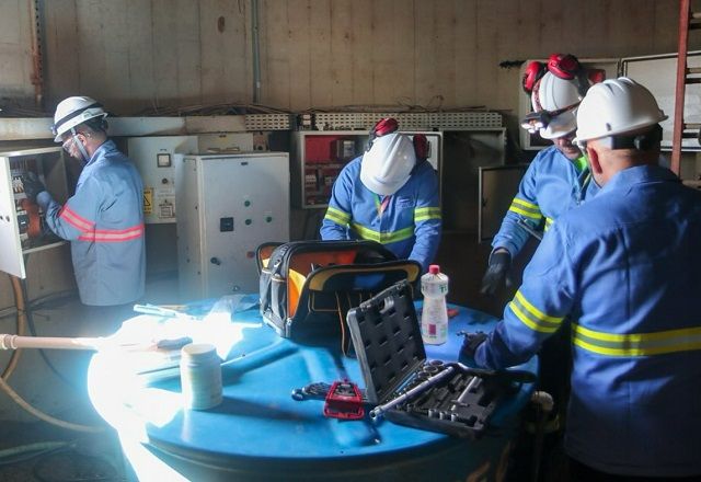 Uma força-tarefa iniciou os trabalhos de limpeza, recuperação e substituição de equipamentos da estação no começo da semana passada | Reprodução/Dmae Porto Alegre