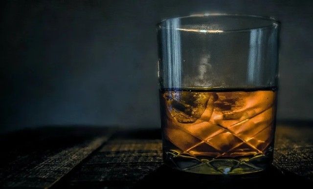 Mortes em Minas Gerais podem ter sido causadas pelo consumo de bebidas falsas