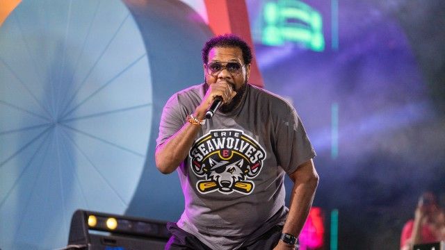 Rapper Fatman Scoop morre após passar mal durante show nos EUA