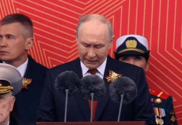 Putin usa Dia da Vitória para defender guerra na Ucrânia e atacar a Otan Putin usa Dia da Vitória para defender guerra na Ucrânia e atacar a Otan