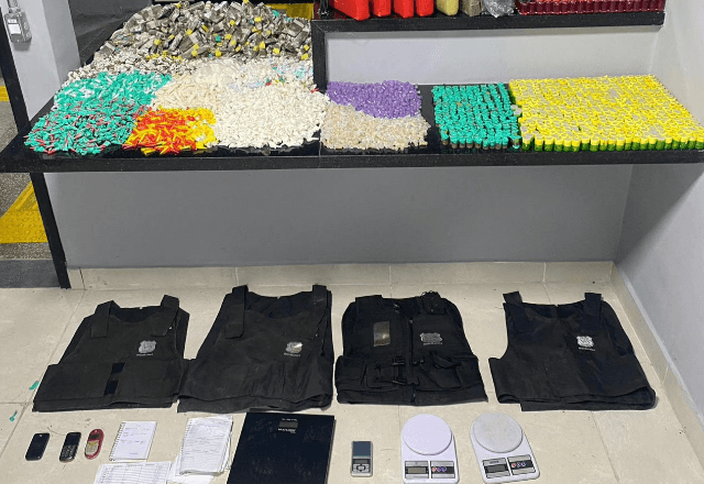 Polícia Militar apreende quase 10 mil porções de drogas em casa abandonada na zona sul de São Paulo