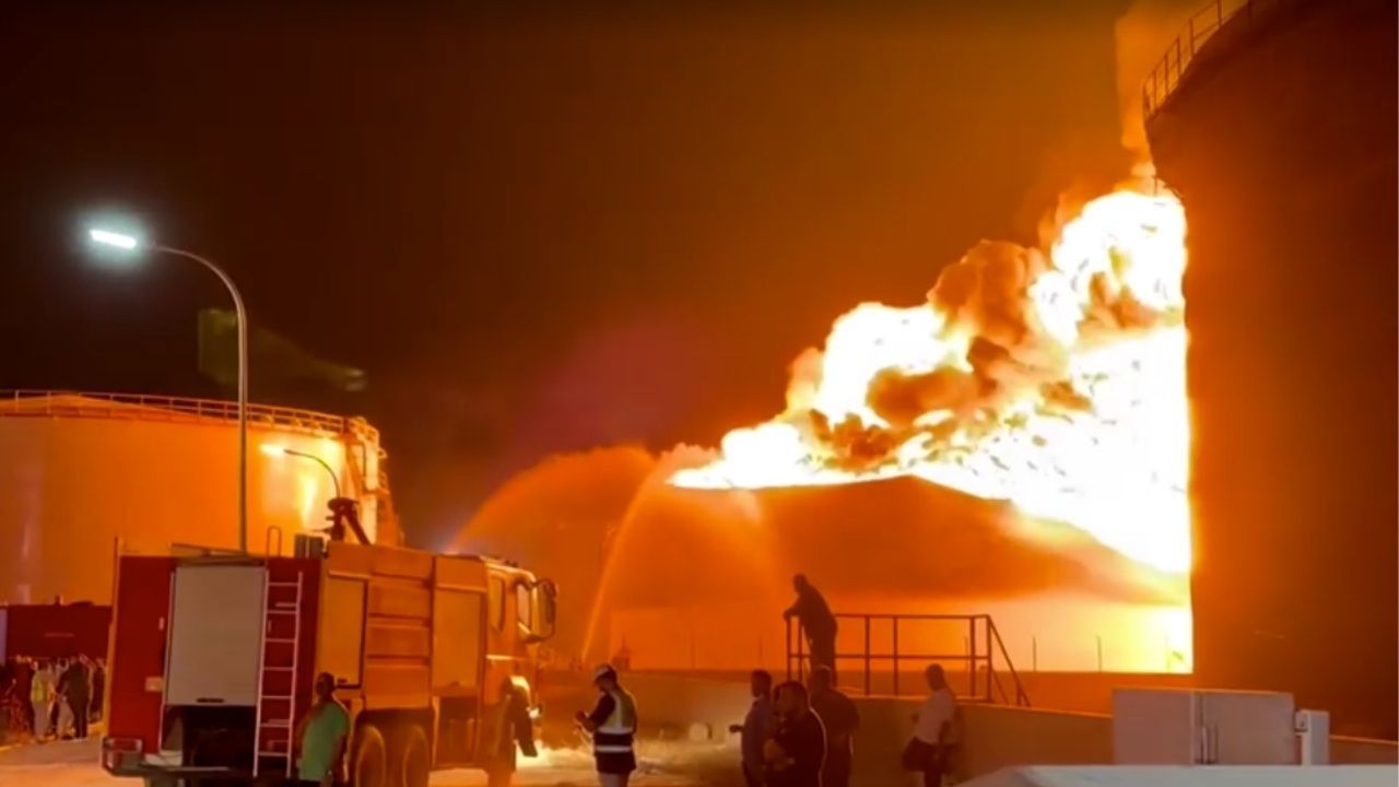Incendio Atinge Refinaria Apos Ataques De Drones Na Libia