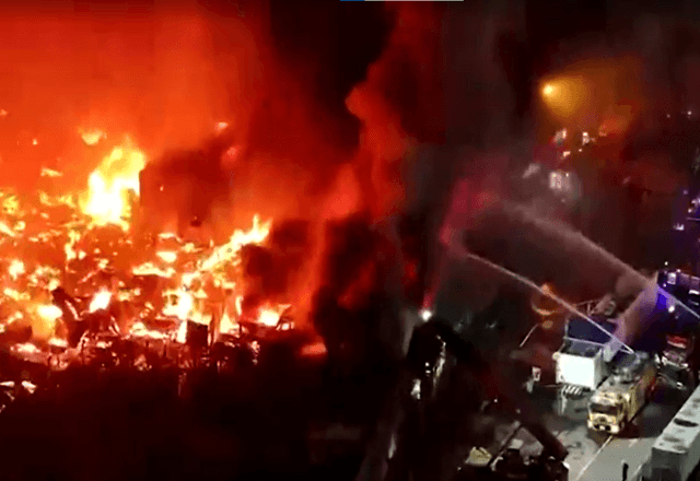 Incêndio devastador em Manila, nas Filipinas | Reprodução/Reuters
