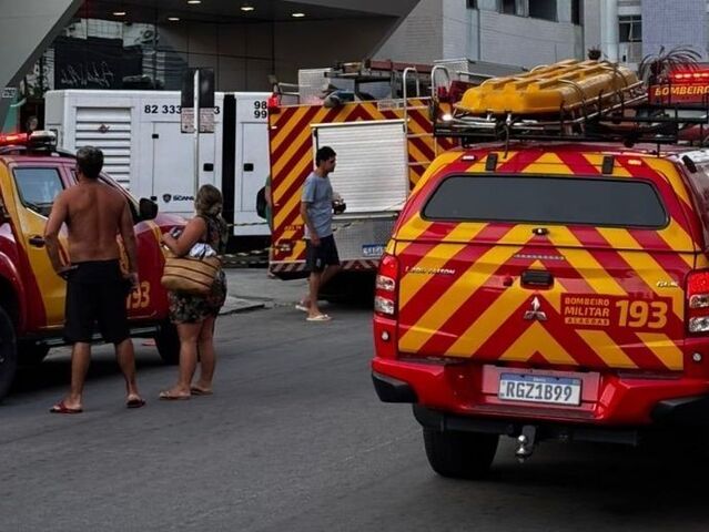 Bombeiros controlam incêndio em hotel em Pajuçara | Foto: Reprodução