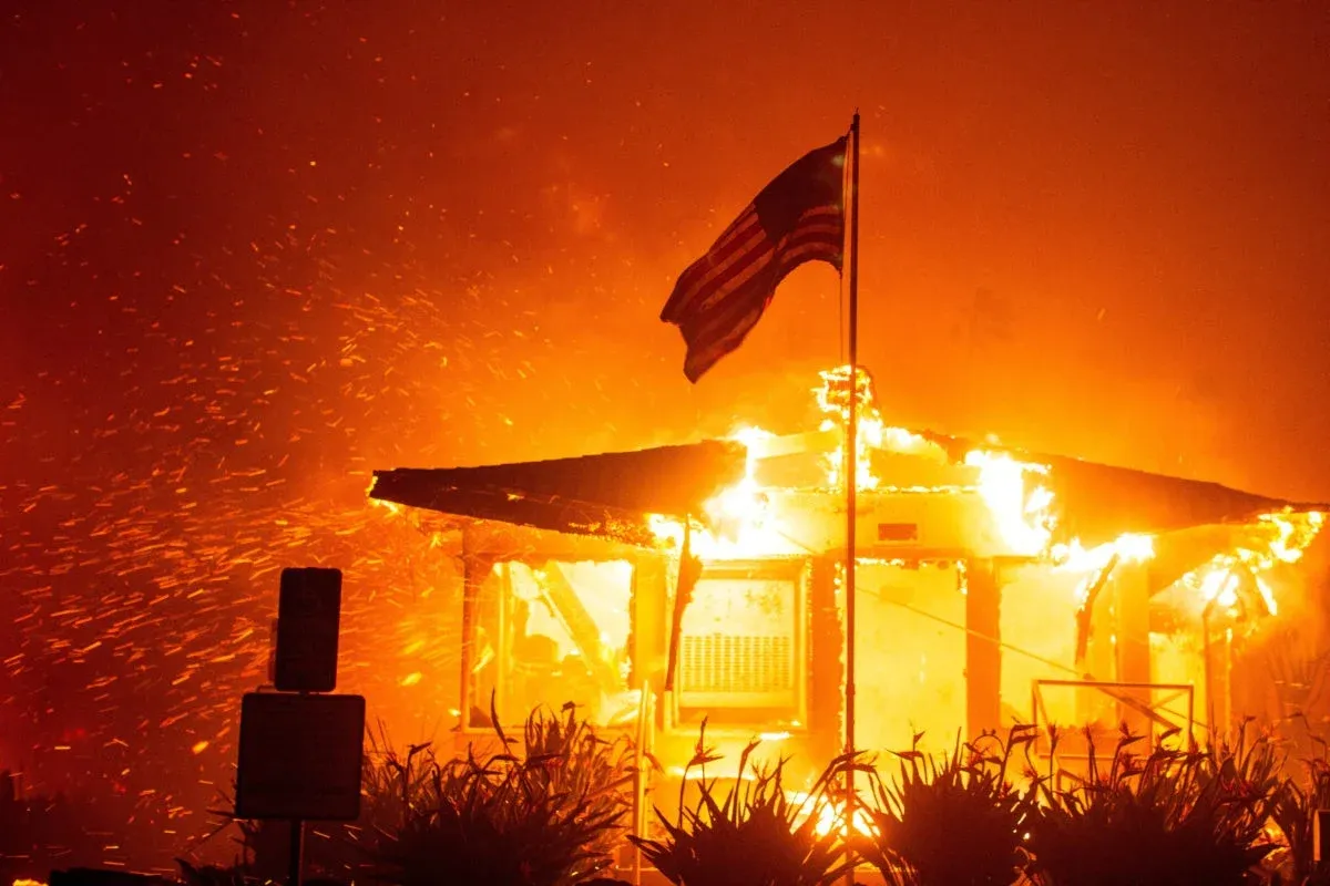 Poder Expresso: Fogo em Los Angeles já mata mais de 24 pessoas; entenda cenário