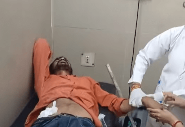 Indiano também costurou o ferimento sozinho com pontos incorretos | Reprodução The Times of India