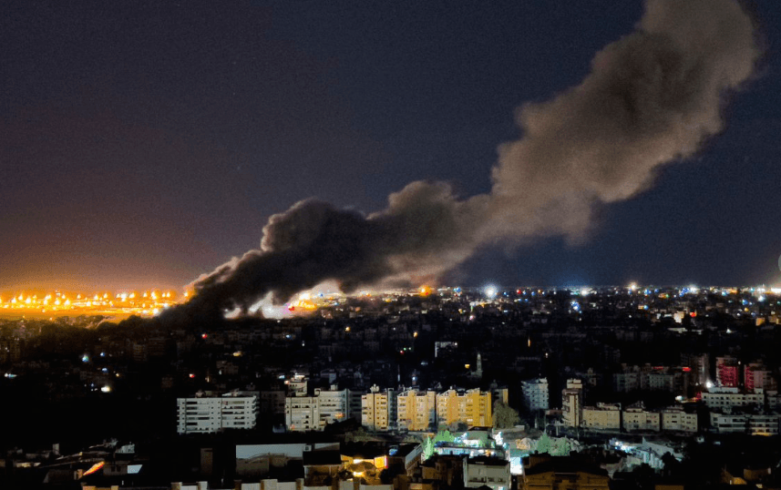 Irã lança ataque de mísseis contra Israel; governo israelense entra em alerta | Fonte: AP News