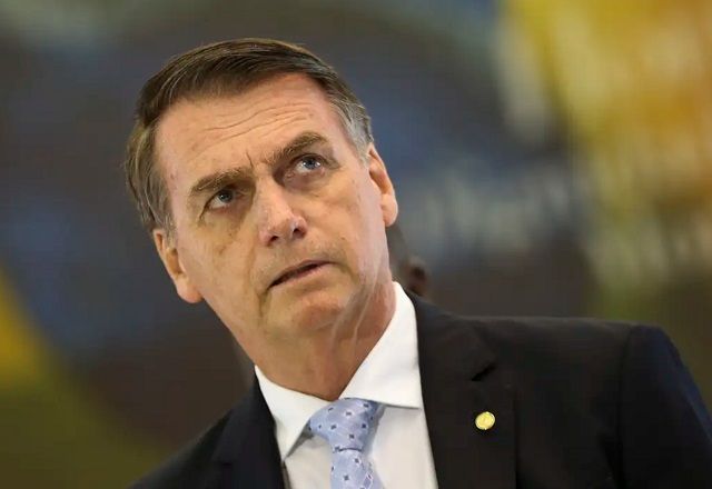 Bolsonaro lamenta morte de Amália Barros
