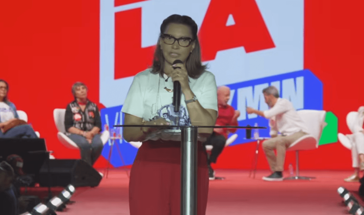 Janja provoca Michelle em berço da ex-primeira-dama no DF