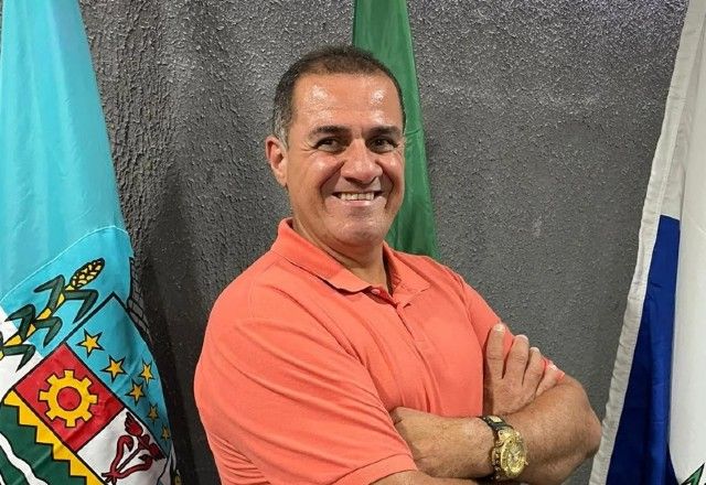Candidato a vereador é enterrado no Rio após ser morto a tiros