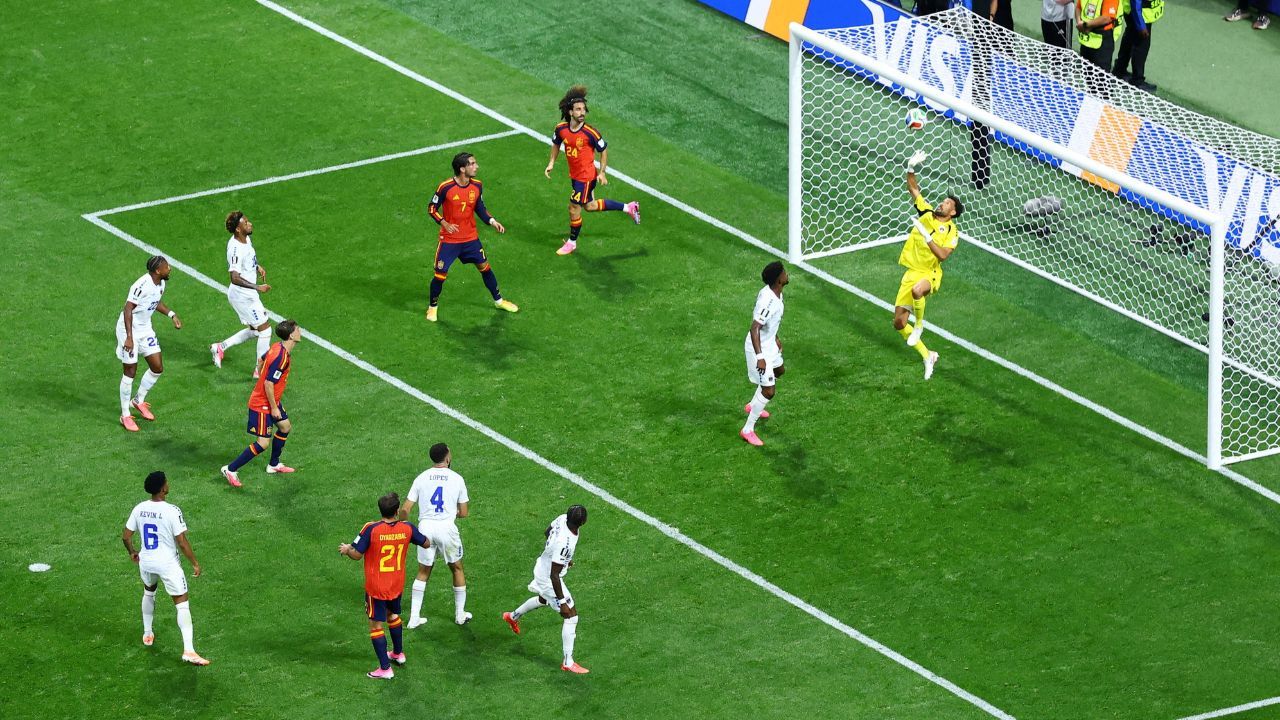 Cabo Verde empata sem gols com Espanha na estreia da Copa