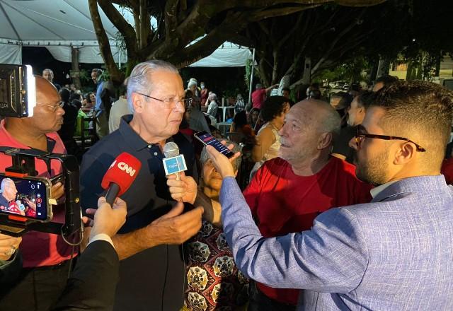 josé dirceu concede entrevista