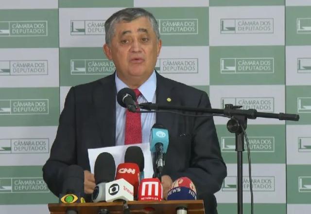 "Espetacular vitória", comemora líder do governo na Câmara "Espetacular vitória", comemora líder do governo na Câmara