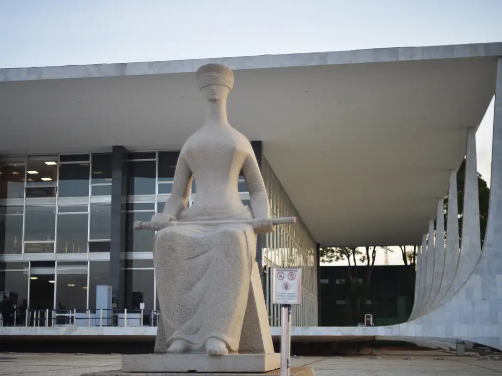 Estátua da Justiça, na fachada do STF | Marcello Casal Jr/ Agência Brasil