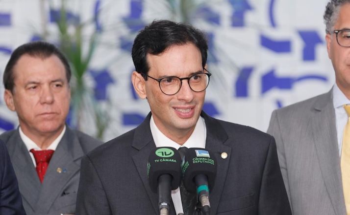 Convenções terão de ser atualizadas 60 dias após fim da 6x1 Convenções terão de ser atualizadas 60 dias após fim da 6x1
