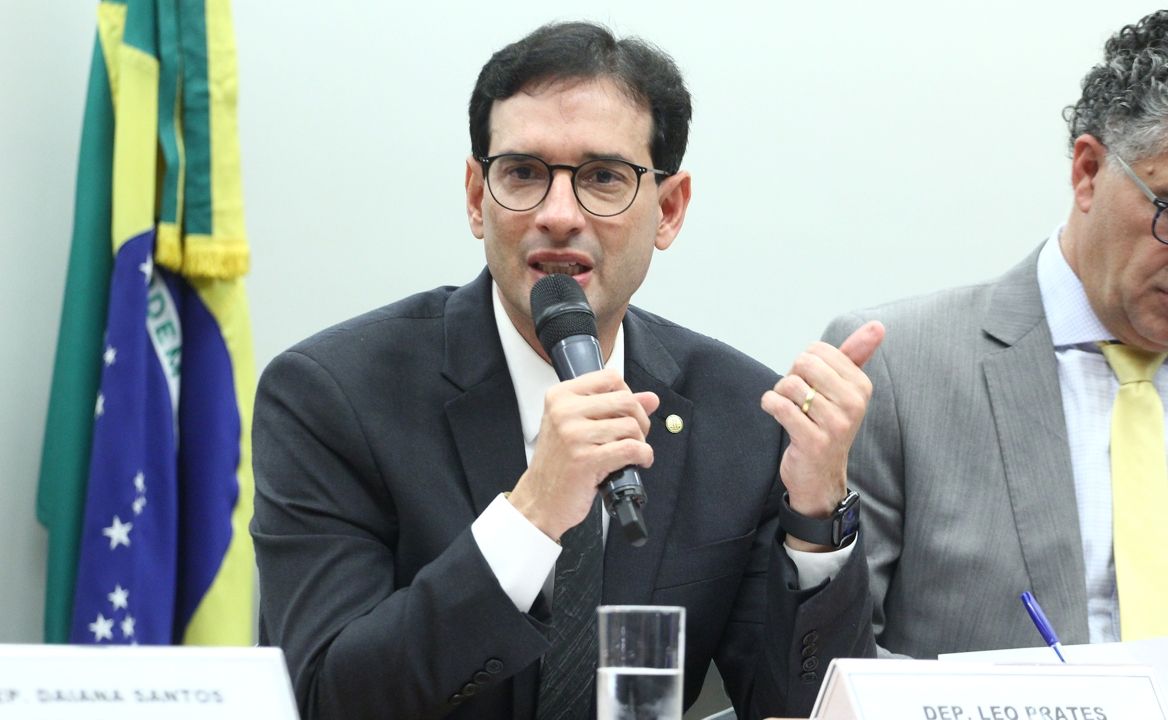 PEC da 6x1 abre exceção para CLT que ganha acima de R$ 21 mil