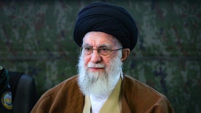 Ayatollah Ali Khamenei quer retaliar Israel | Wikimedia Commons
