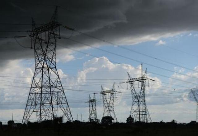 Apagão: governo pede que Polícia Federal e Abin investiguem queda de energia Apagão: governo pede que Polícia Federal e Abin investiguem queda de energia