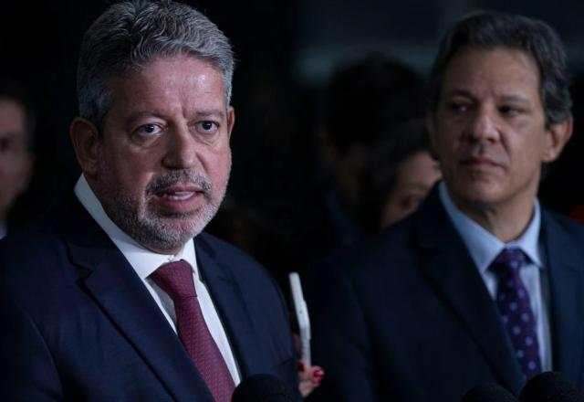Desentendimento entre Lira e Haddad adia votação do arcabouço fiscal na Câmara Desentendimento entre Lira e Haddad adia votação do arcabouço fiscal na Câmara