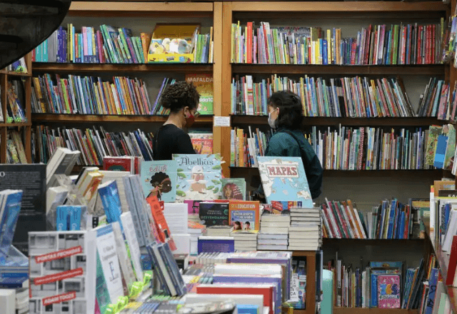 Livrarias pelo país têm programação especial no Dia do Livro Livrarias pelo país têm programação especial no Dia do Livro