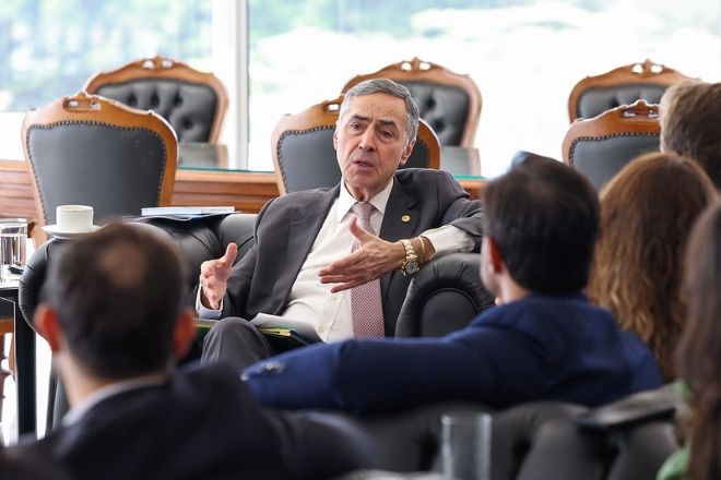 O ministro do STF Luís Roberto Barroso em conversa com jornalistas | Gustavo Moreno/STF