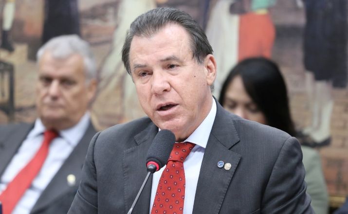 O ministro do Trabalho e Emprego, Luiz Marinho, durante debate sobre fim da escala 6x1 na CCJ da Câmara | Kayo Magalhães/Câmara dos Deputados