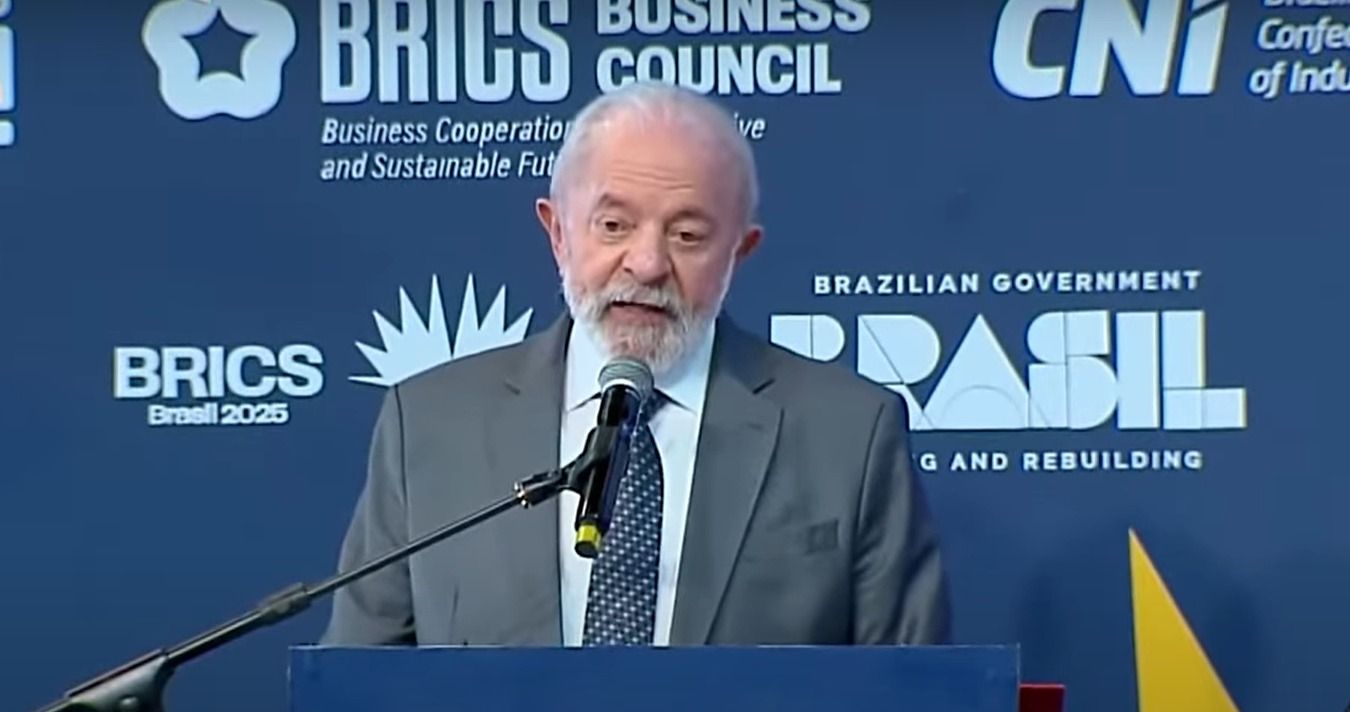 Lula critica "vácuo de liderança" global e defende papel do Brics na solução de conflitos Lula critica "vácuo de liderança" global e defende papel do Brics na solução de conflitos