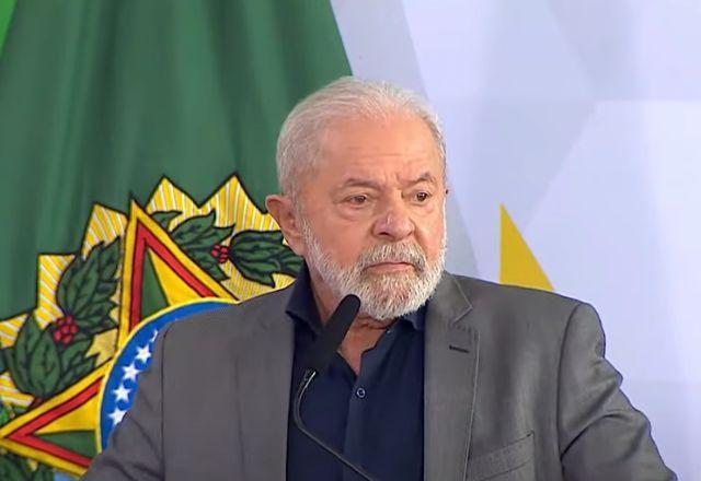 Vacinação de crianças será obrigatória para recebimento do Bolsa Família Vacinação de crianças será obrigatória para recebimento do Bolsa Família