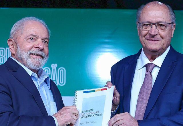 Lula vai se reunir com Tebet e definir o comando de mais ministérios Lula vai se reunir com Tebet e definir o comando de mais ministérios