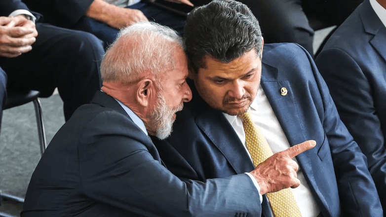 PT defende manutenção do diálogo com Alcolumbre, mesmo após rejeição de Messias PT defende manutenção do diálogo com Alcolumbre, mesmo após rejeição de Messias