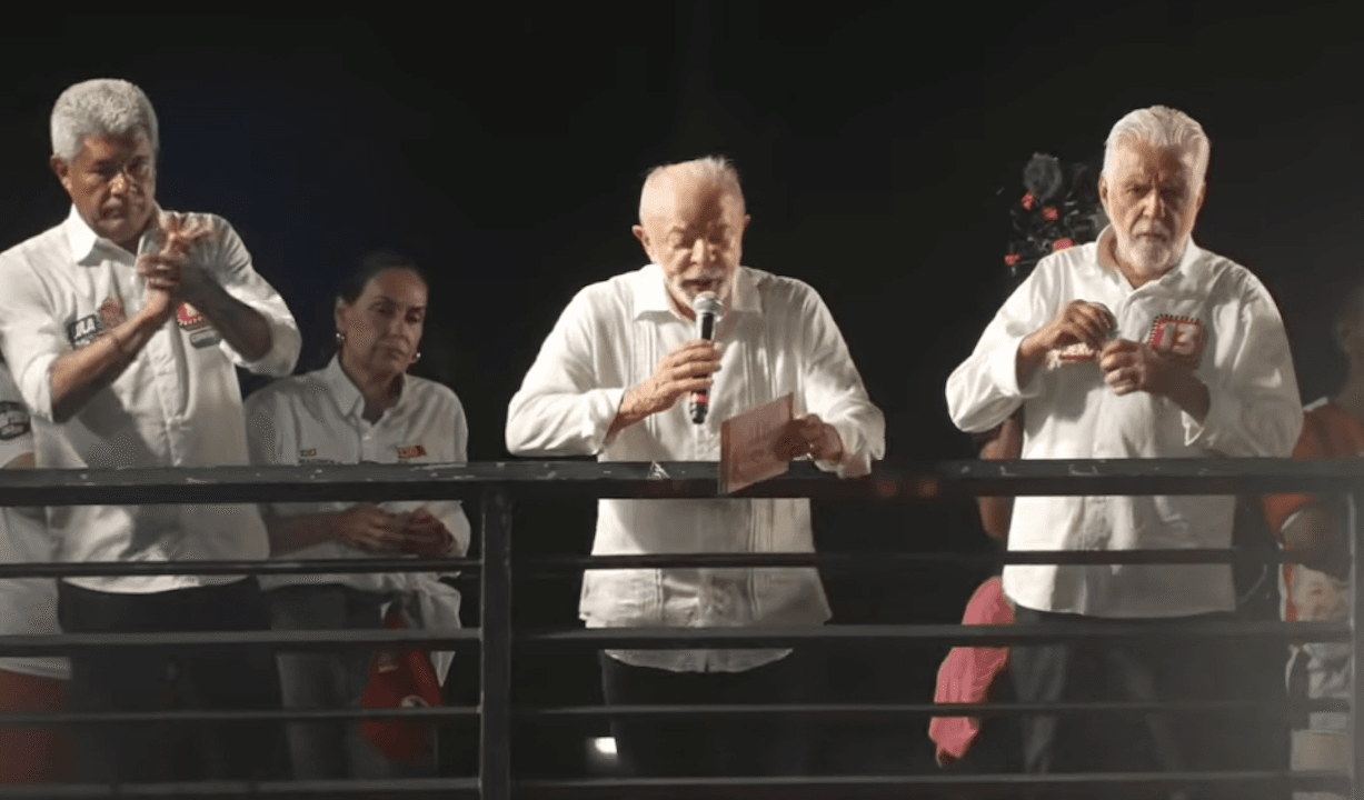Aliados de Lula querem campanha além do voto por gratidão Aliados de Lula querem campanha além do voto por gratidão